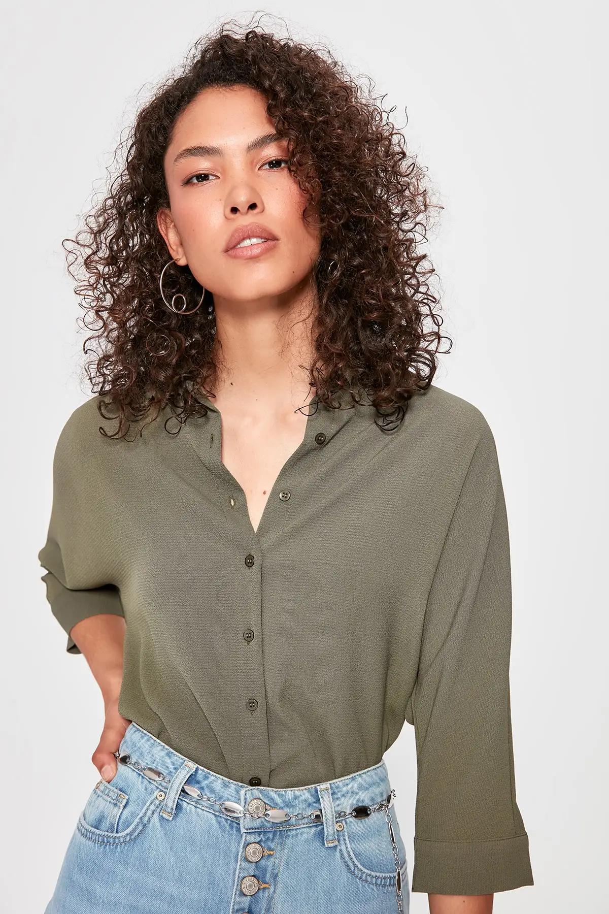 Trendyol хаки Асимметричная блуза TWOAW20GO0396