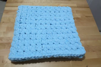 

child blanket handmade knitted blue color