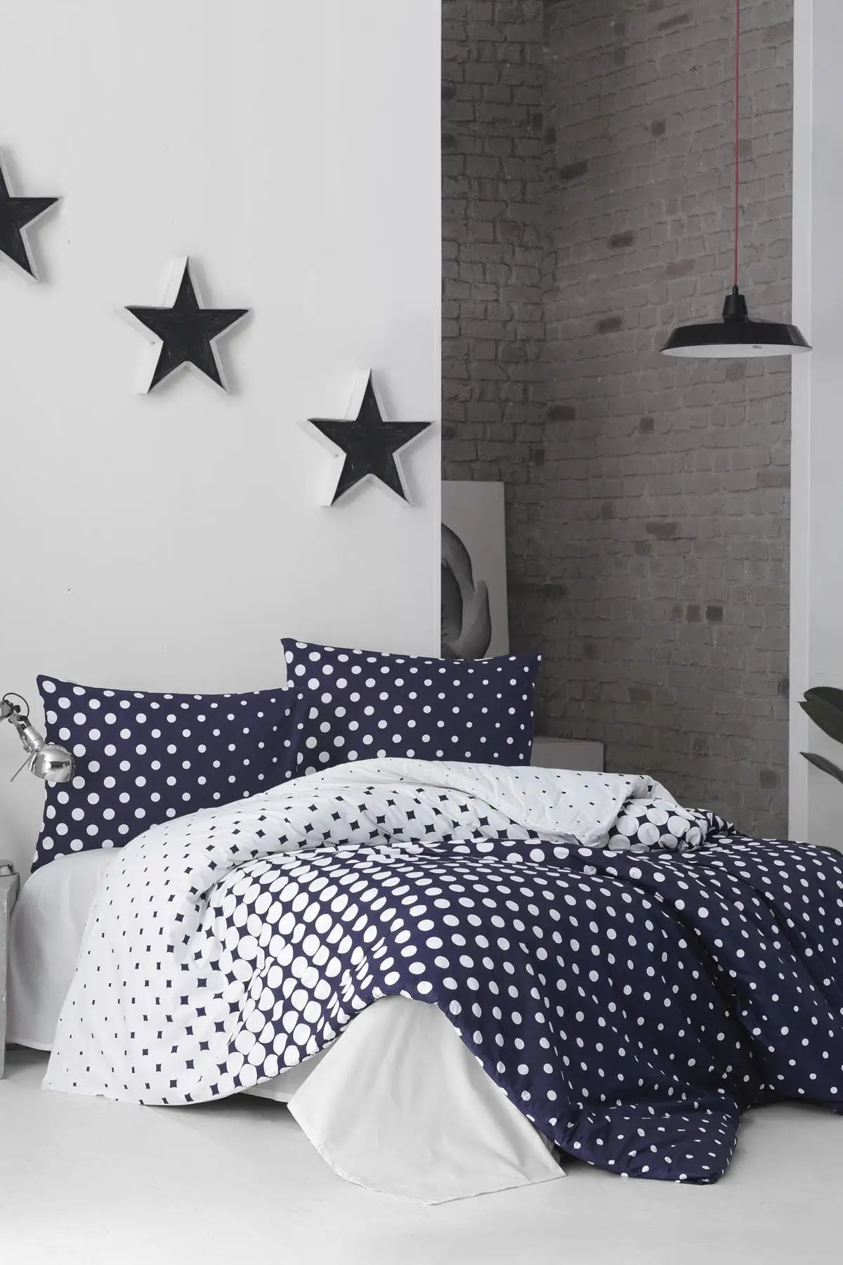 

Navy Notes Single Double Quilt Cover Team