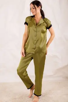 

Armonika Female Striped Collar Satin Pajamas set ARM-20Y001017
