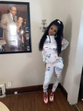 Pelucas rizadas de cabello humano de 30 pulgadas, pelo 13x6 con rizos profundos, onda de encaje, de cabello humano, brasileño, sin pegamento, nudos blanqueados pre-arrancados, para mujeres negras