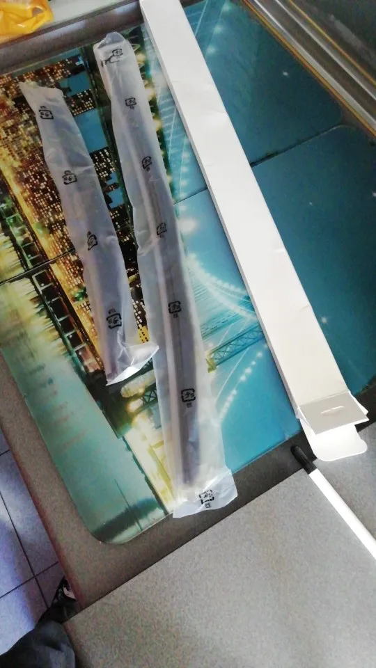 Отзыв о товаре Щетка стеклоочистителя автомобильная универсальная U-образная, 14 дюймов, 16 дюймов, 17 дюймов, 18 дюймов, 19 дюймов, 20 дюймов, 21 дюйм, 22 дюйма, 24 дюйма, 26 дюймов от пользователя V***a