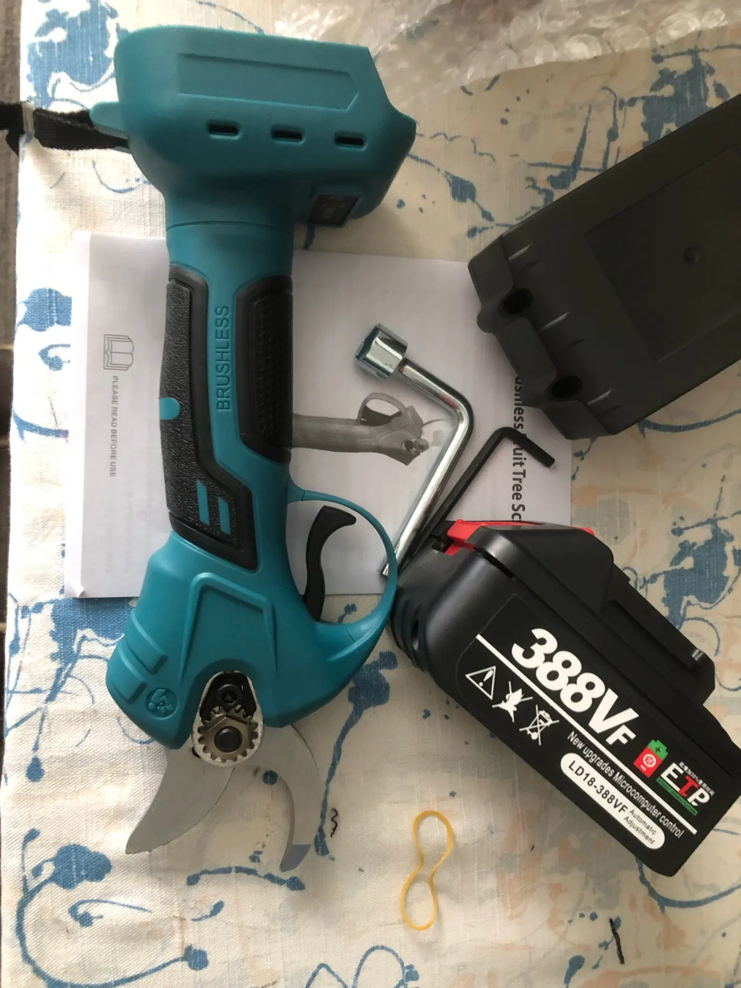 Attachment image review on Androf Brushles