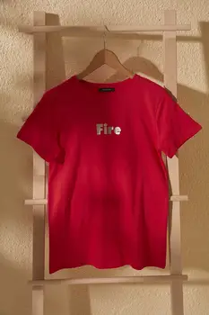

Trendyol Foil Printed Basic Knitted T-Shirt TWOSS20TS0634