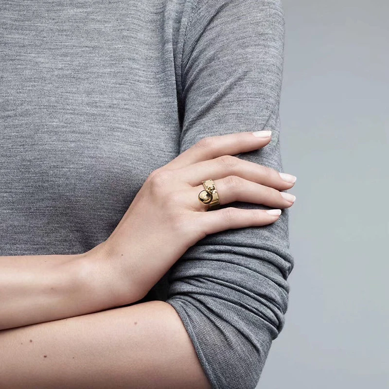 Hardware Jewelry Rings Logo titanium Lover Ring for Women Wedding Engagement Female Men pendant Ring Original Logo Fashion Gift (3)