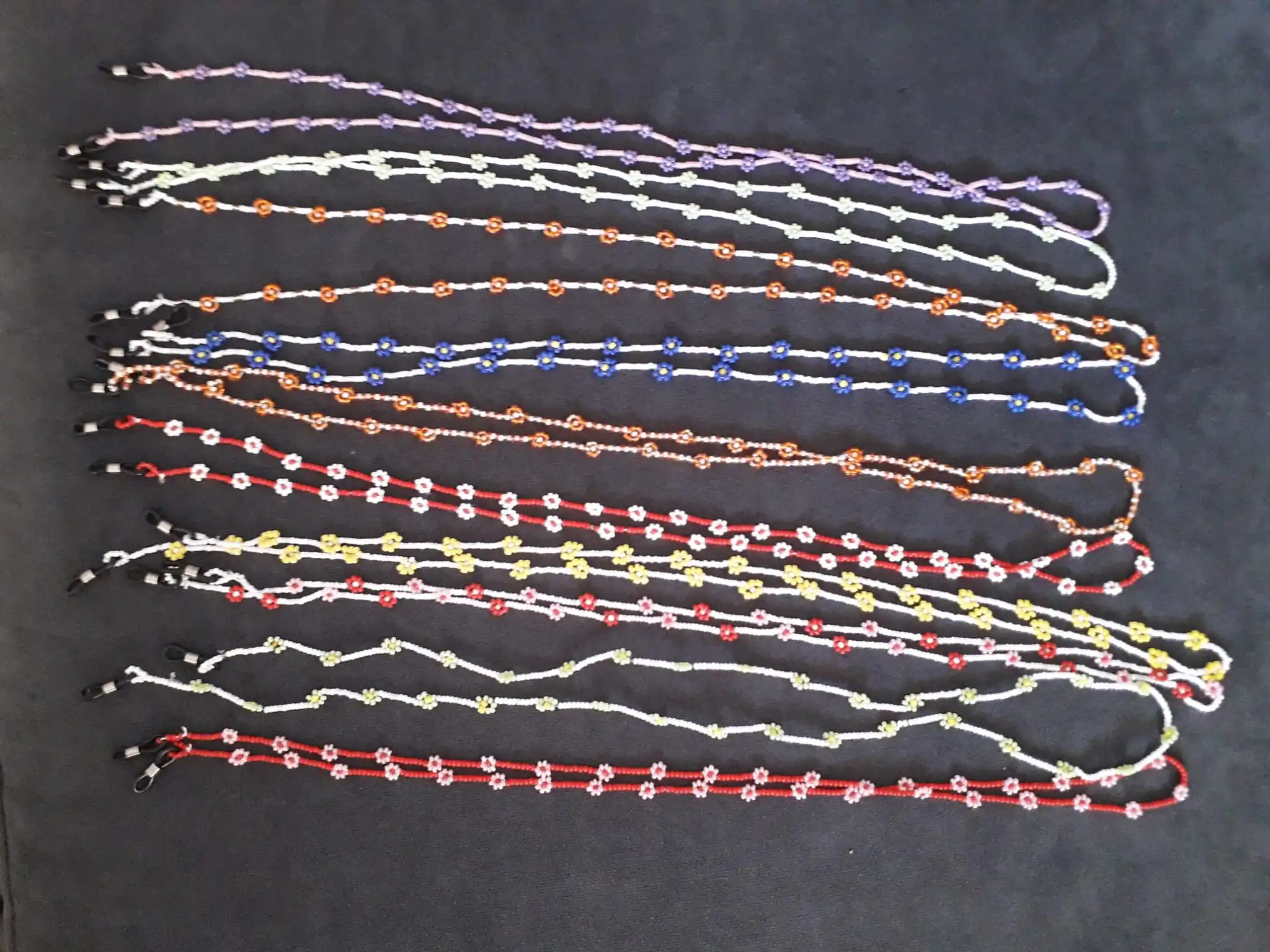 

Colorful Eyeglass String