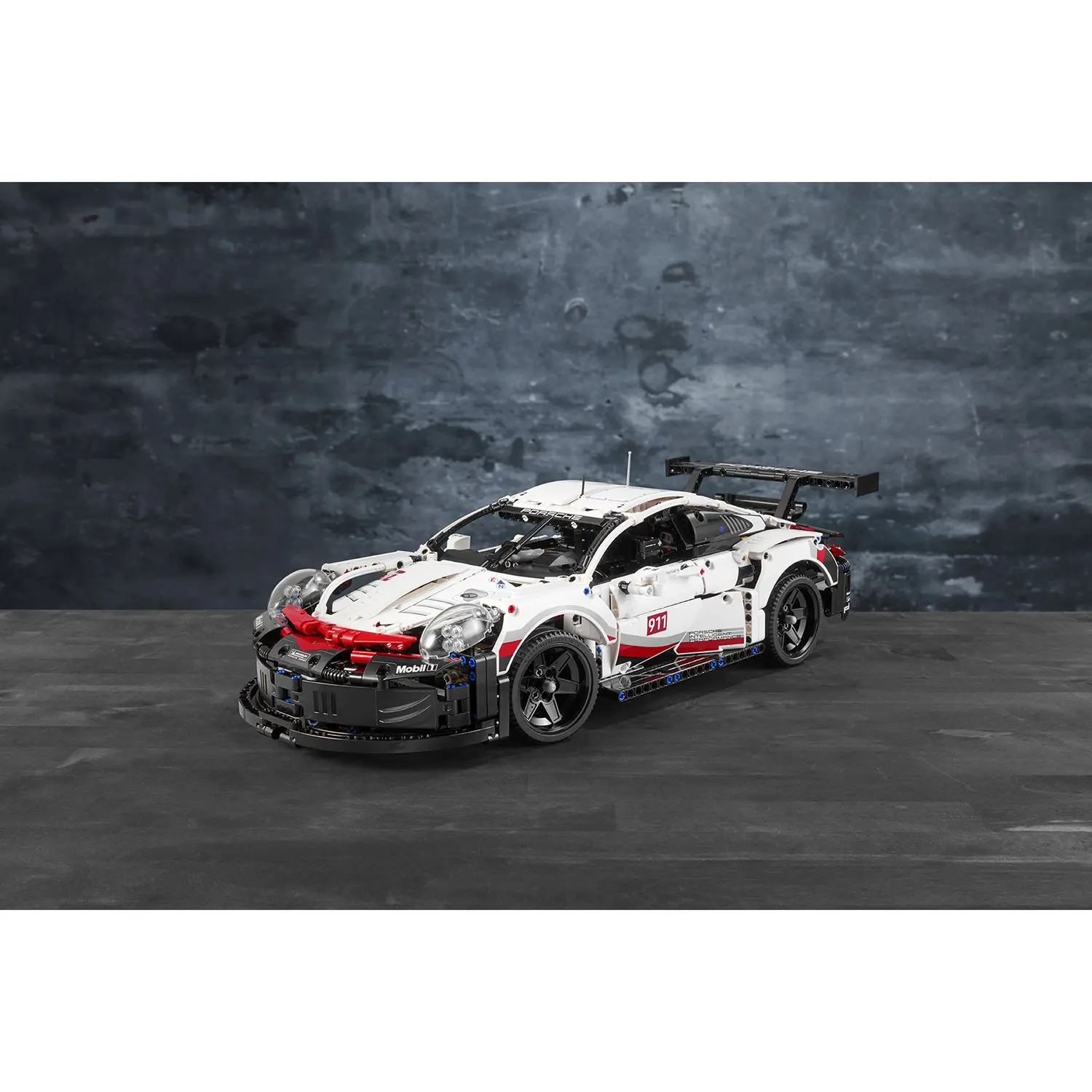 Конструктор LEGO Technic Porsche 911 RSR 42096