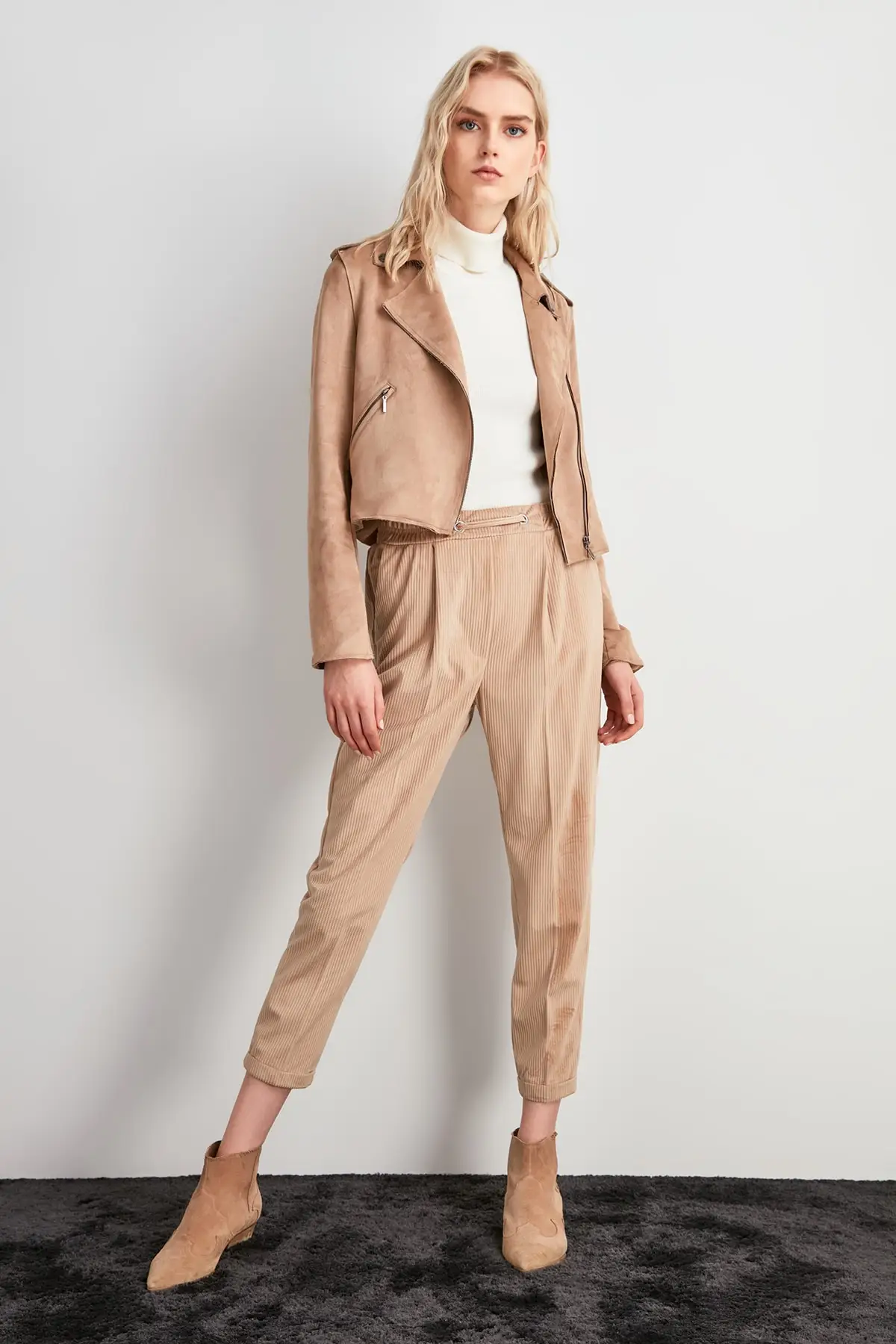 Trendyol брюки со шнуровкой TWOAW20PL0449