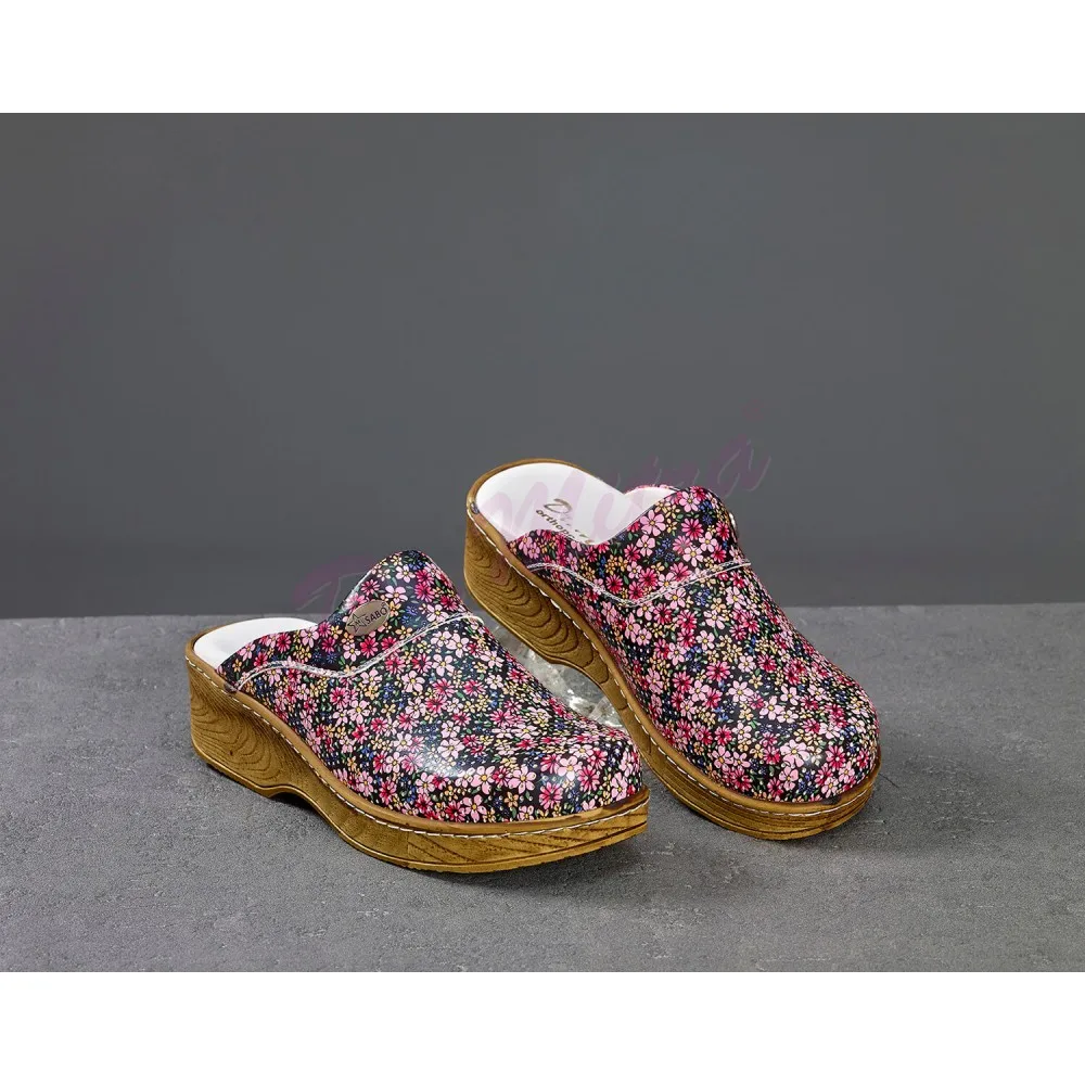 2021 New Ortopedico Sabo Women Nurse Doctor Dentista Chef Lavoratori Pantofole Casual Eva Laboratory Quality Soft Comfort Hot Zoccoli