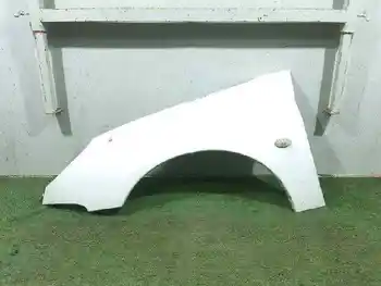 

7840J4 left front fin PEUGEOT 206 saloon