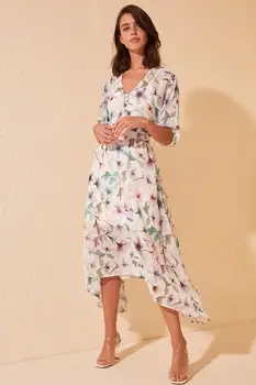 

Trendyol Belted Dress TWOSS20EL1321