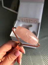 Rodillo de cuarzo rosa natural para masaje facial, rodillo para masaje facial con piedra de jade natural, adelgazante, eliminación de arrugas en cara y barbilla, herramienta para el cuidado de la belleza