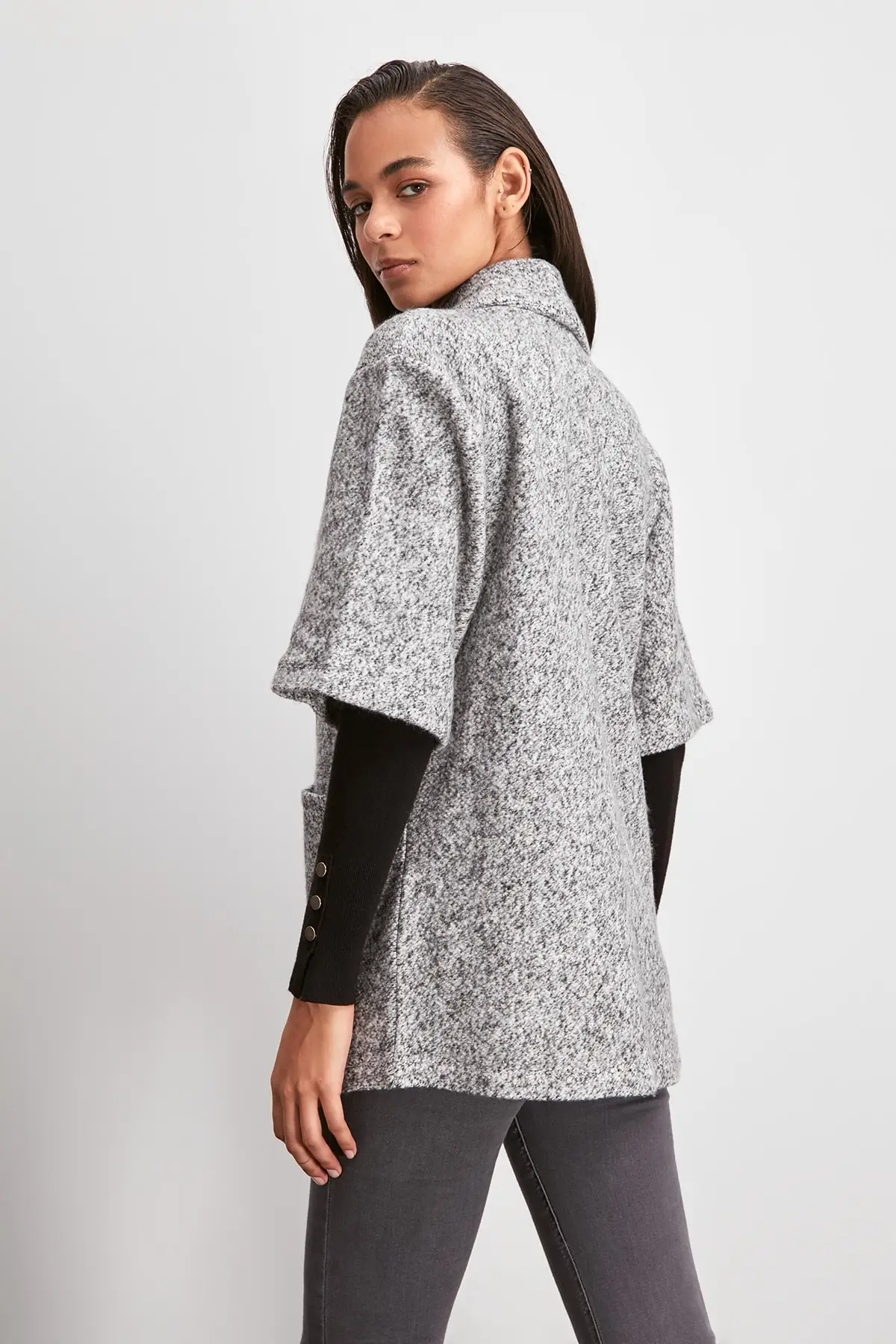 Куртка Trendyol из текстурированного трикотажа TWOAW20CE0363