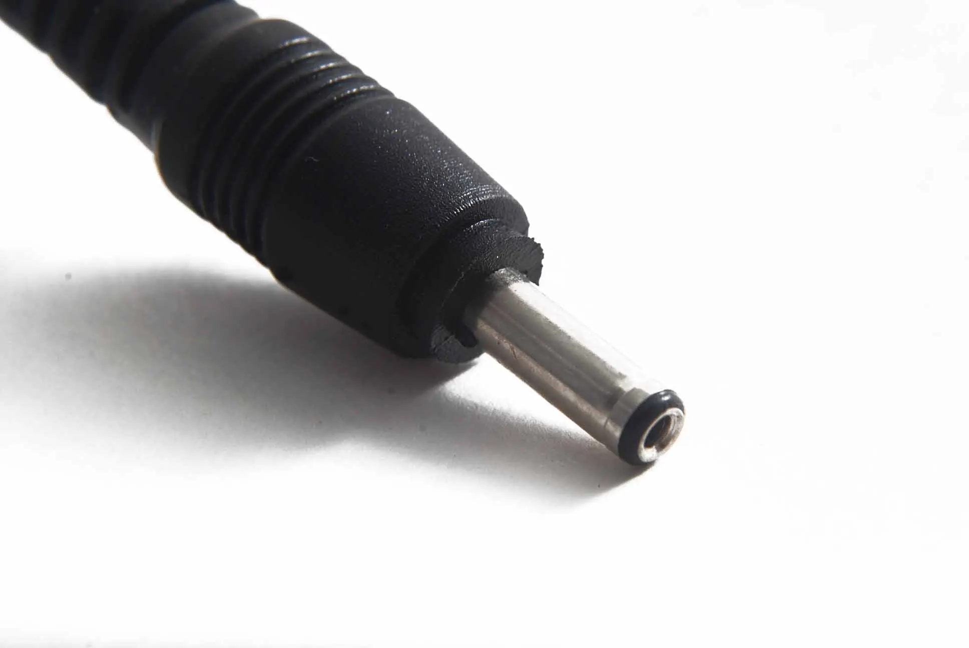 Сетевое зарядное устройство для планшетов 9V 2A 3.5mm | Мобильные телефоны и