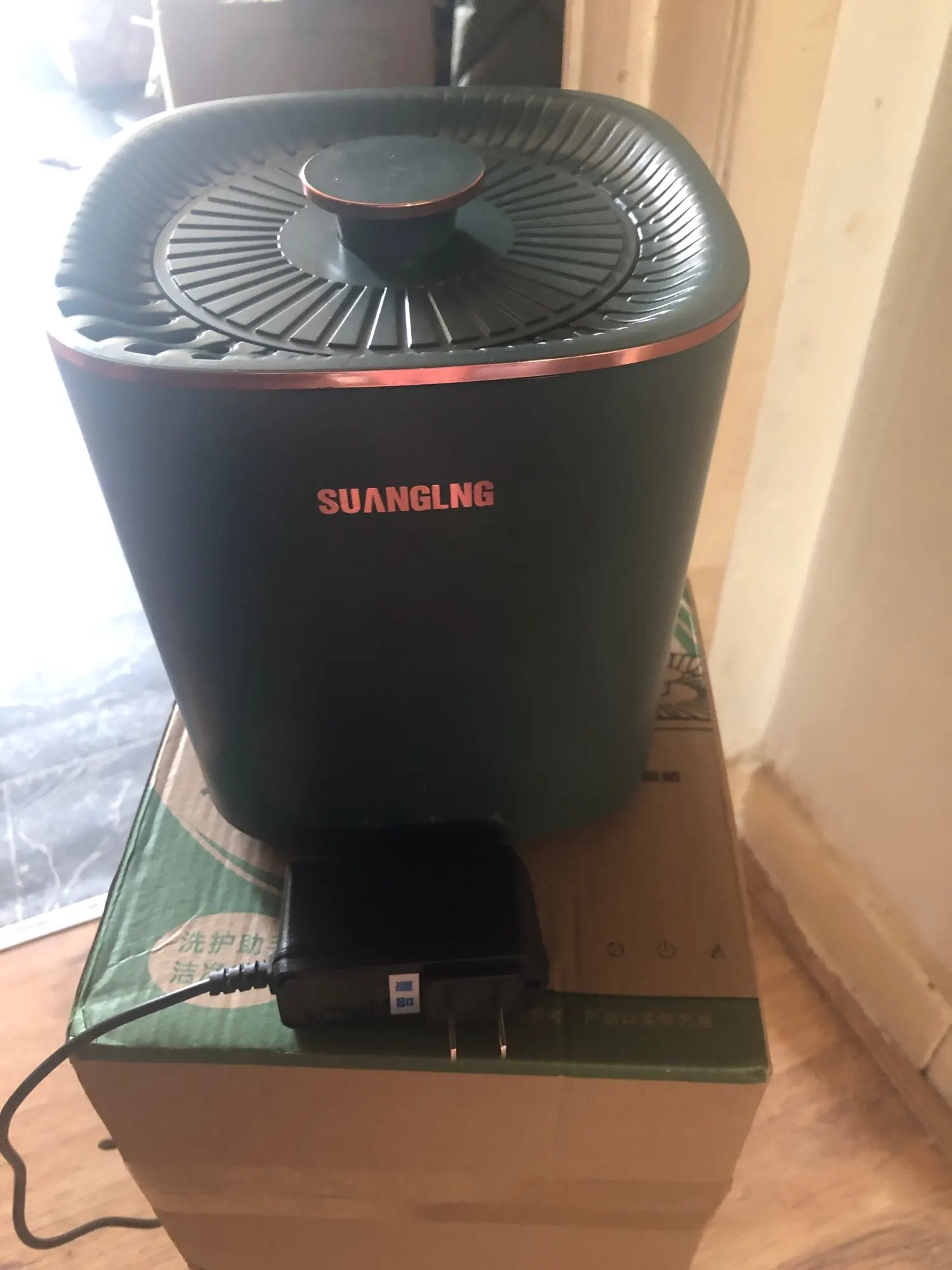 Attachment image review on An ultra-fast portable washing machine for home and travel