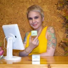 EFERO-suero de esencia de ácido hialurónico, crema facial hidratante de caracol para Día, antiedad, blanqueamiento de arrugas, crema facial brillante