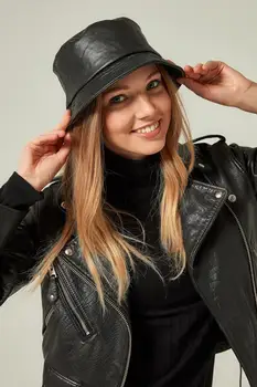 

11432 Black Leather Hat