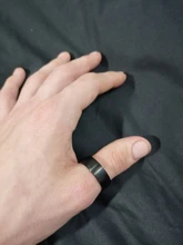 Modyle de los hombres de la moda de anillo de color negro titanio acabado mate clásico anillo de compromiso, joyería para hombre boda