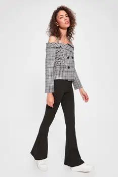 

Trendyol Black Flare Bell-Bottomed Knitted Leggings Pants TWOAW20PL0386