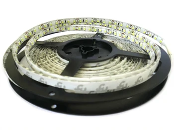 

Coil Led 40W 12V 600 SMD 5 yards green color double-sided siliconized white background
