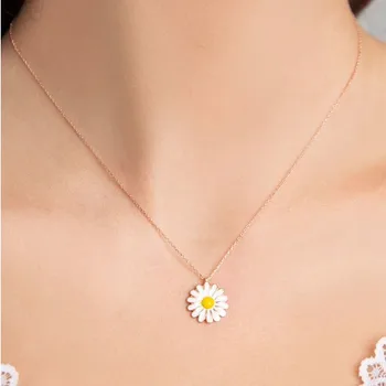 

Daisy 925silver Cabochons Daisy Necklace