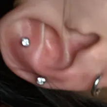 6 unids/set desechables seguro y esterilizado Piercing Unidad de orificio de oreja perforador herramienta de uso individual de la nariz clavos de perforación pistola herramienta de belleza