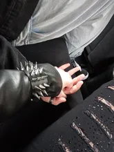 Único de tres fila puntiagudo hacen picos remache de cuero ancho Punk Rock gótico Unisex pulsera de hombre de la joyería