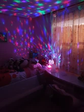 Proyector LED de estrellas para Noche de Luna, lámpara de luz nocturna giratoria de cielo para niños, dormitorio de bebé, regalo de Navidad