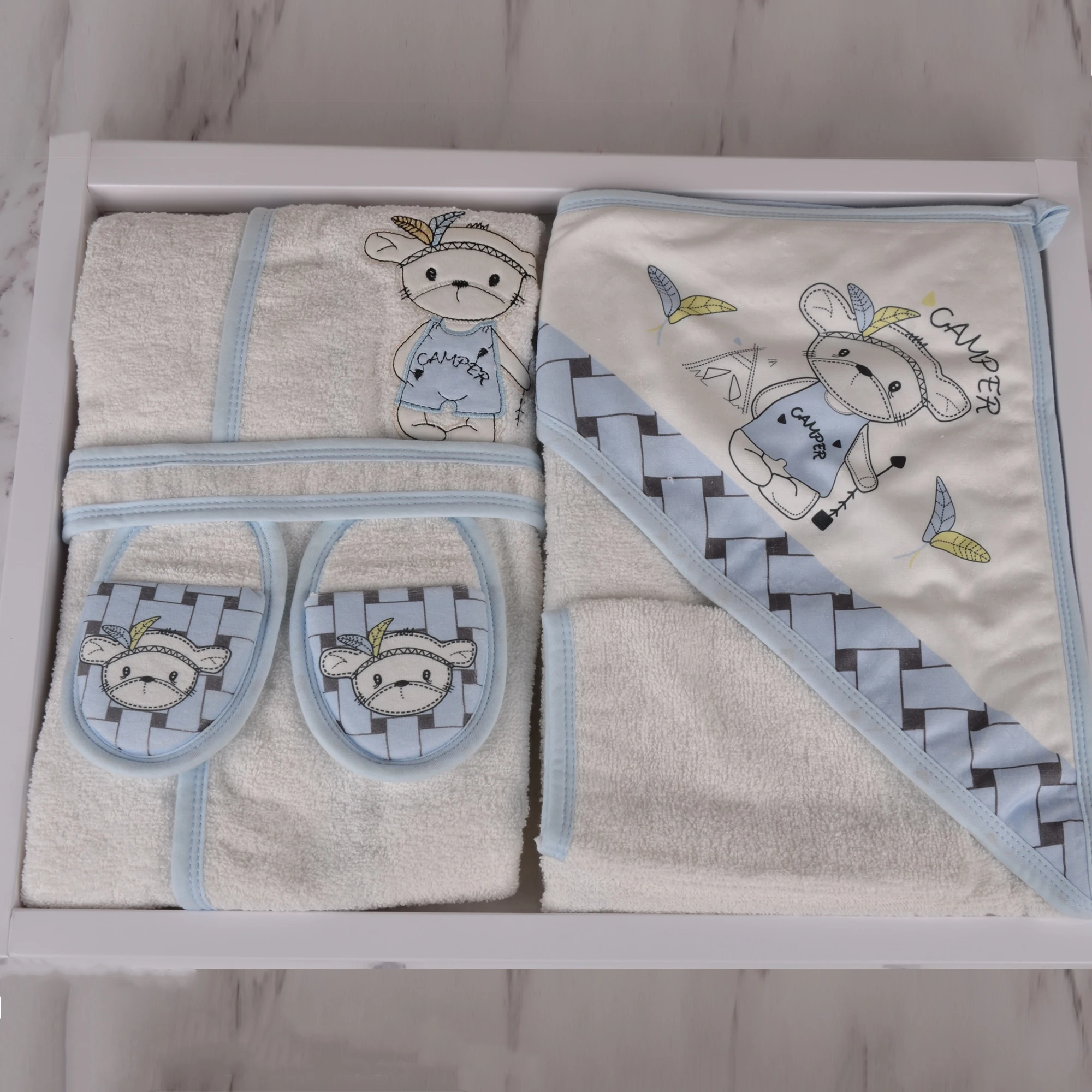 Baby Hooded Bath Towel Set Children Girl Boy Robe Cartoon Bathrobes Wrap Newborn Long Sleeve Slipper Toddler Baby Clothing Gifts baby bath towel