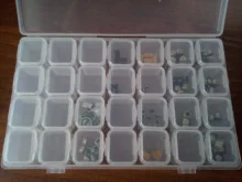 Caja de joyería de plástico de varios compartimentos y de 9 tamaños, para guardar joyas, ordenar abalorios y cuentas, caja ajustable