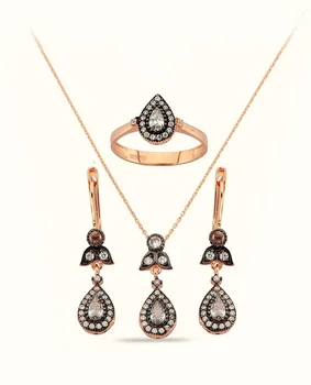 

Diamond Looking Authentic Team 02-560-ES0012