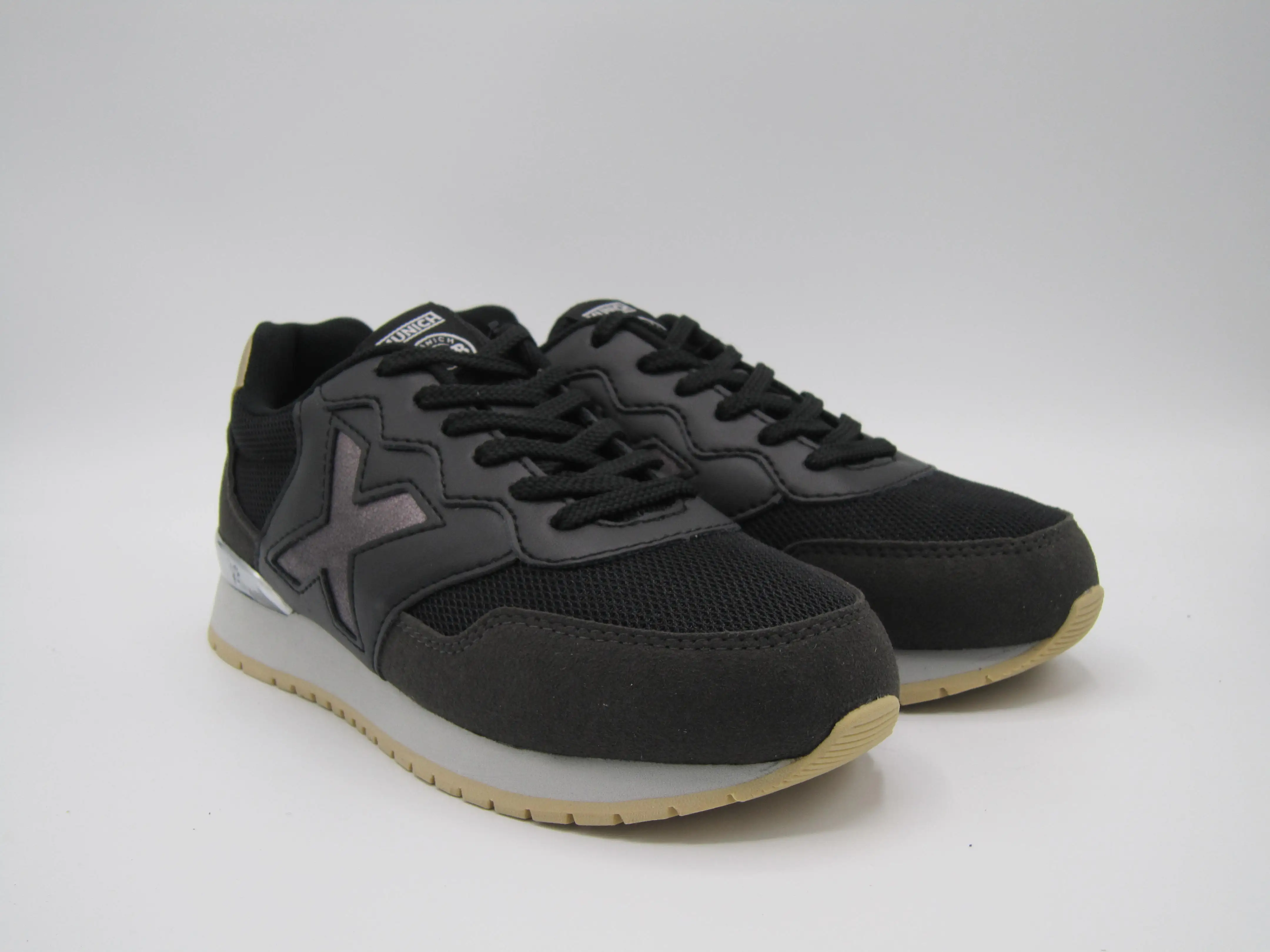 MUNICH DASH WOMEN 107 1690107 COLOR NEGRO, PIEL, DEPORTIVO URBANO, ZAPATO CASUAL, SUELA DE GOMA, PIEL, FABRICADO EN ESPAÑA