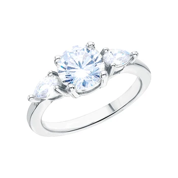 

Silver ring with cubic zirconia sunlight sample 925