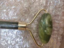 Gua Sha-Rodillo de Jade masajeador Facial 100% verdadera piedra Natural, rascador Gouache, herramientas de masaje para el cuidado de la piel