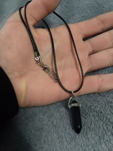 Colgante de cristal Natural con forma de columna Hexagonal para mujer, colgante de piedras, cadena de cuero, joyería