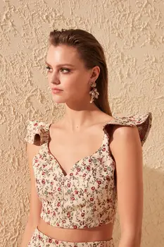 

Trendyol Shoulder Detail Bluz TPRSS20BZ0371