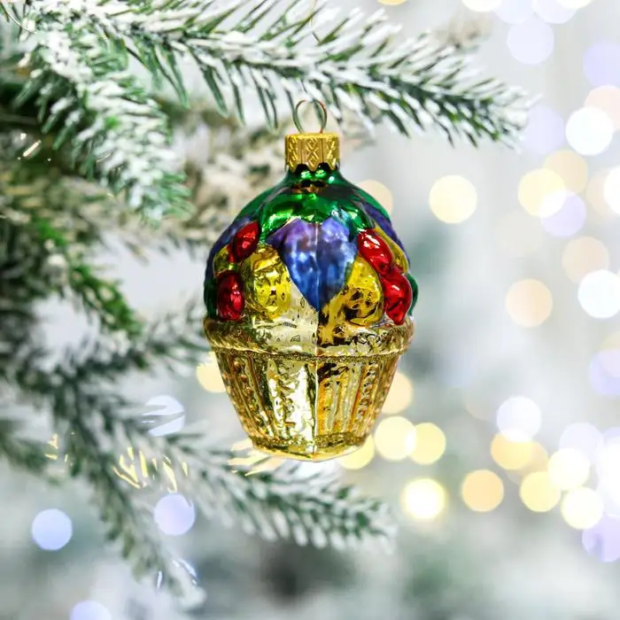 новогодние игры. старинные новогодние игрушки. новогодние игрушки декупаж. еликристмас елочные игрушки. еликристмас елочные игрушки.