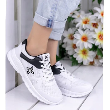 

Selis White Skin Black Detaylı Sports Shoes