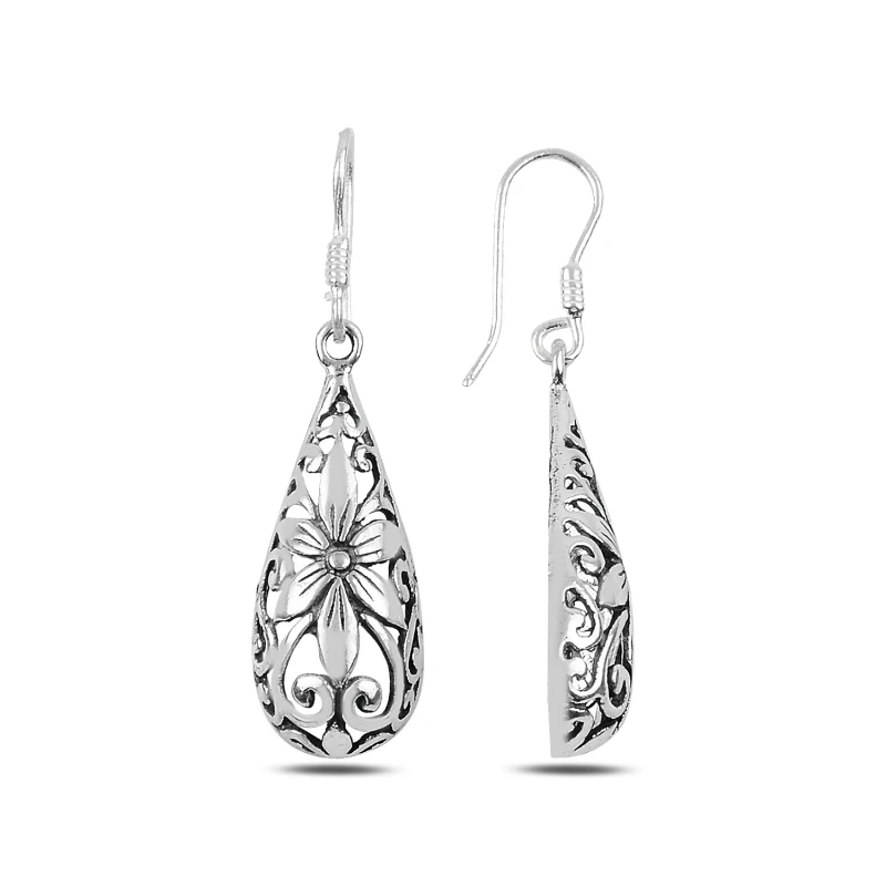 

Armagano Oxidized Dangle Earrings