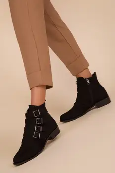 

SOHO Ankle Boots Women Buckle Flats Pointed Boots High Quality Ladies Patent Leather Shoes Vintage White Black 14143