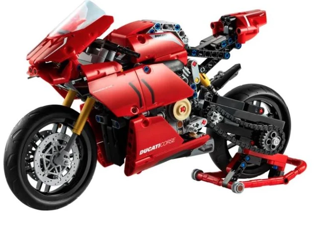 Lego technic 42107 ducati panigale V4 R style motorcycle 646pcs ottimo  regalo di compleanno moto bike fans playset brick toys fun - AliExpress