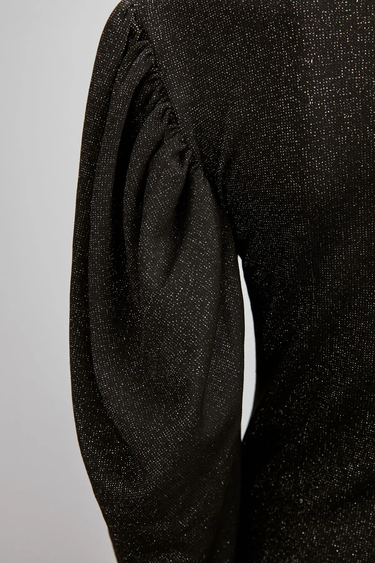Trendyol Серебристая трикотажная блузка TWOSS20BZ0106