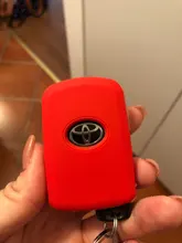ZAD-Funda de goma de silicona para llave de coche, funda con 2 botones para Toyota Camry, RAV4, Avalon, auris