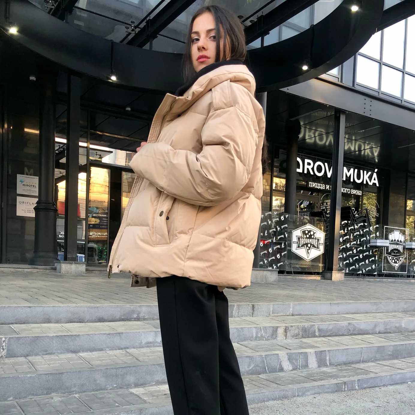 【BURBERRY】lady's フード付き downjacket navy／black／camel BURBERRY Hooded double-breasted quilted shell down coat