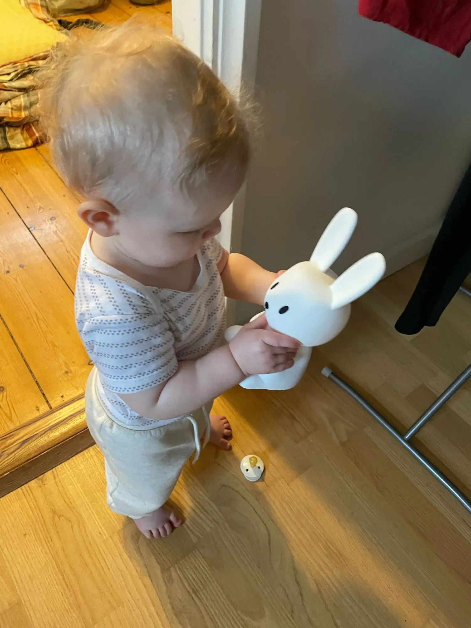 Veilleuse bébé I Bunny™ le lapin – Three Hugs - Puériculture, Mode et  Accessoires de bébé