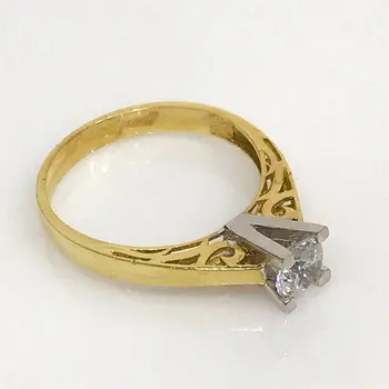 

Simple Diamond Model 5 mm Gold Engagement Ring