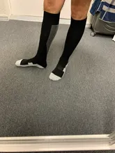 Calcetines deportivos profesionales para hombre y mujer, calcetín largo de esquí térmico, ciclismo de montaña al aire libre, ciclismo, correr, fútbol, color negro y rojo