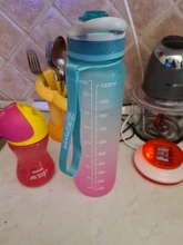 ZOMAKE botella de agua motivadora de 32oz con marcador de tiempo y cadena, jarra de agua a prueba de fugas sin BPA para Fitness, gimnasio y deporte al aire libre