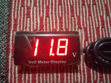 DC 8V-18V 0,56 pulgadas LED Digital voltímetro a prueba de agua Detector de prueba de voltaje medidor de voltaje para motocicletas batería de automóvil