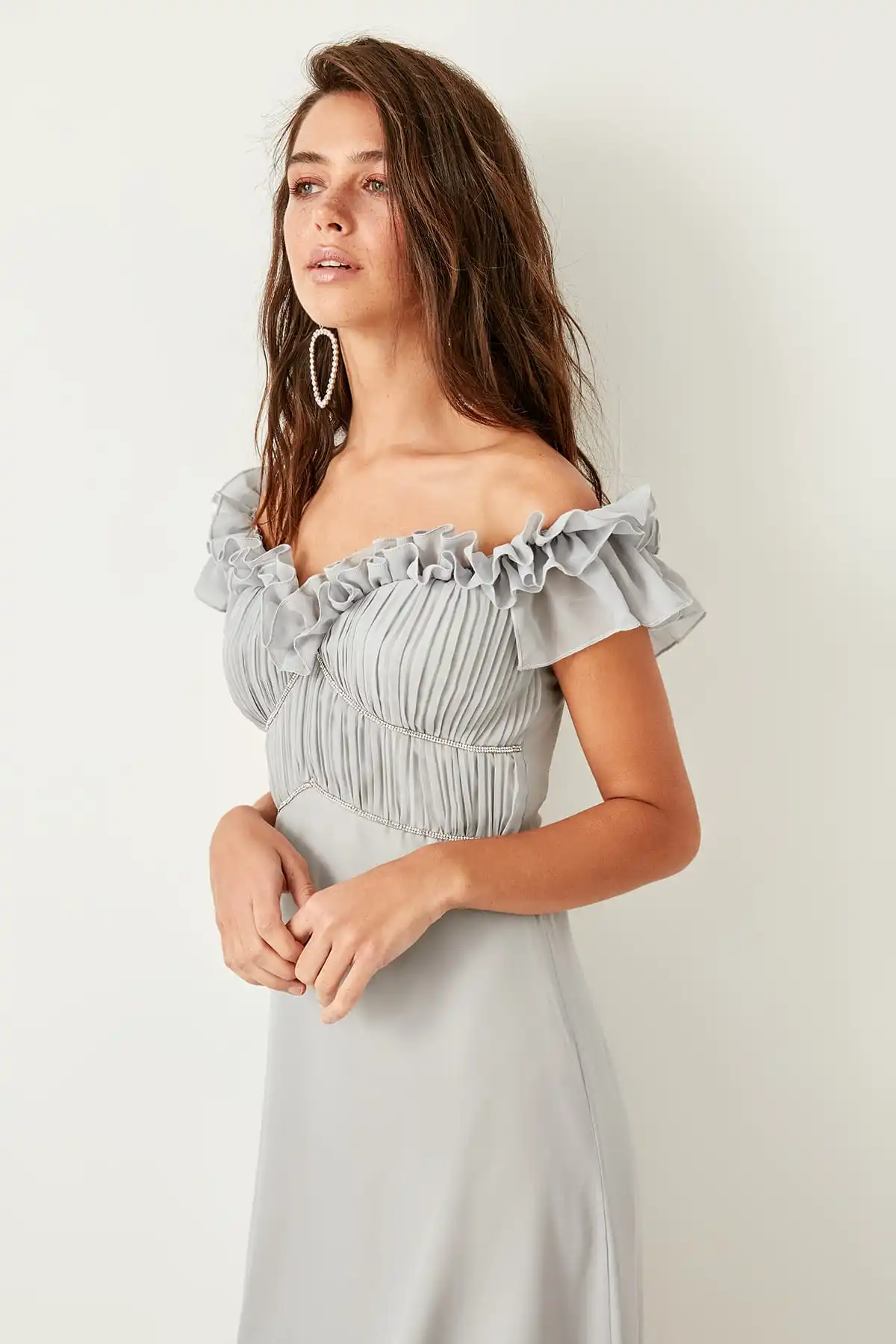 Вечернее платье Trendyol с камнями TPRSS19VF0020